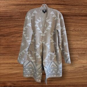 Frye Women's Cozy Cardigan Aztec Design Oatmeal Color Size XL